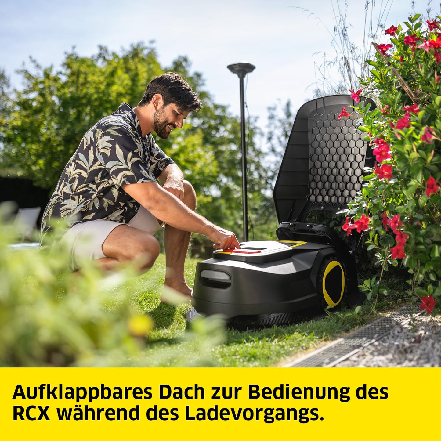 Kärcher Garage für RCX Mähroboter mit aufklappbarem Dach – Schwarz
